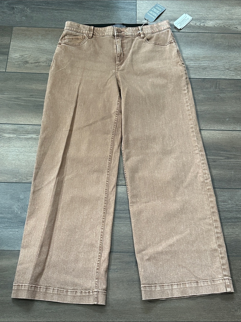 Wit & Wisdom Wide-Leg Jeans in Rusty Tan